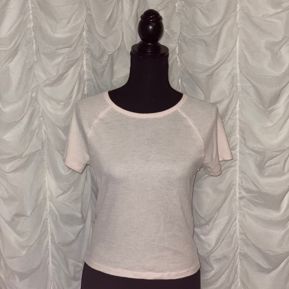 American Eagle tee shirt
